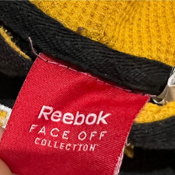 Boston Bruins NHL Hockey Reebok Stitched Hoodie Sweatshirt - Picture 4 of 4